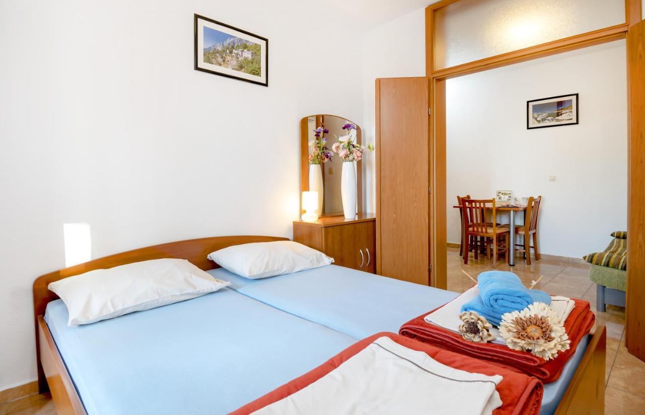 Apartments Vila Adrijana & Fitness Studio Wolf Bv 바스카보다 외부 사진