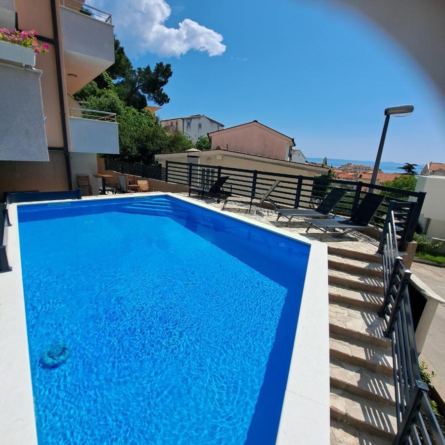 Apartments Vila Adrijana & Fitness Studio Wolf Bv 바스카보다 외부 사진