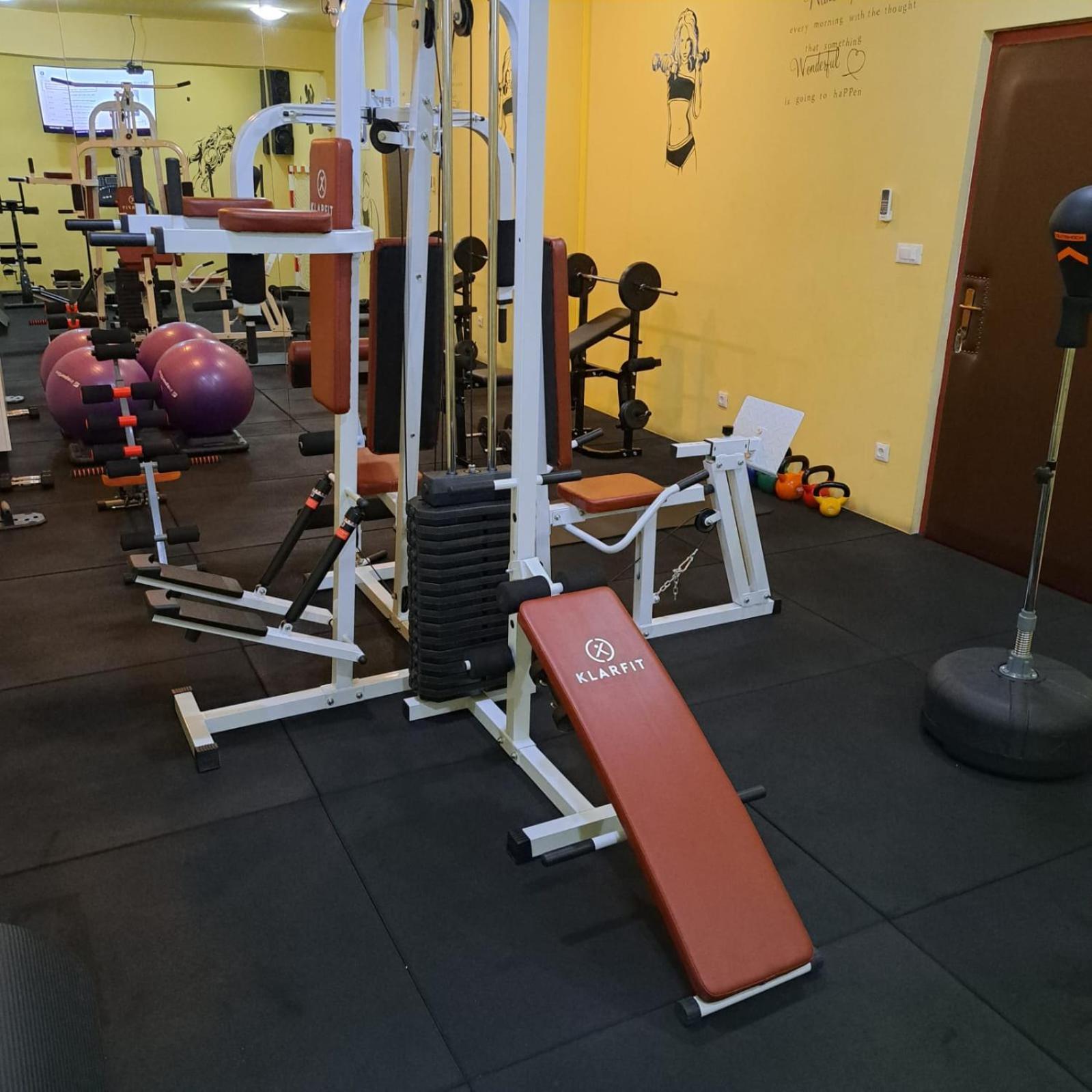 Apartments Vila Adrijana & Fitness Studio Wolf Bv 바스카보다 외부 사진