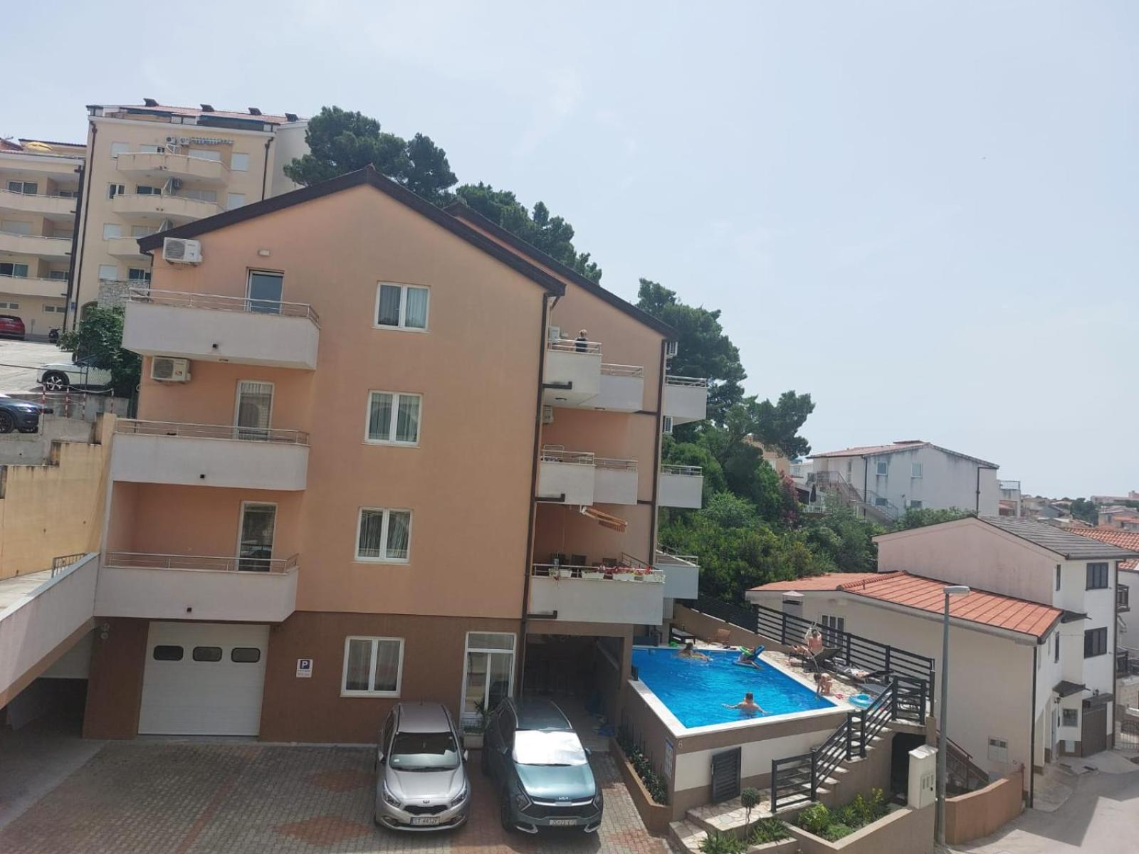 Apartments Vila Adrijana & Fitness Studio Wolf Bv 바스카보다 외부 사진