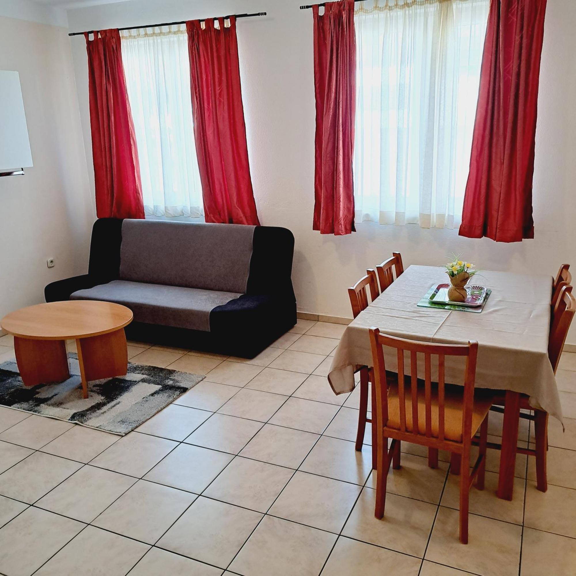 Apartments Vila Adrijana & Fitness Studio Wolf Bv 바스카보다 외부 사진