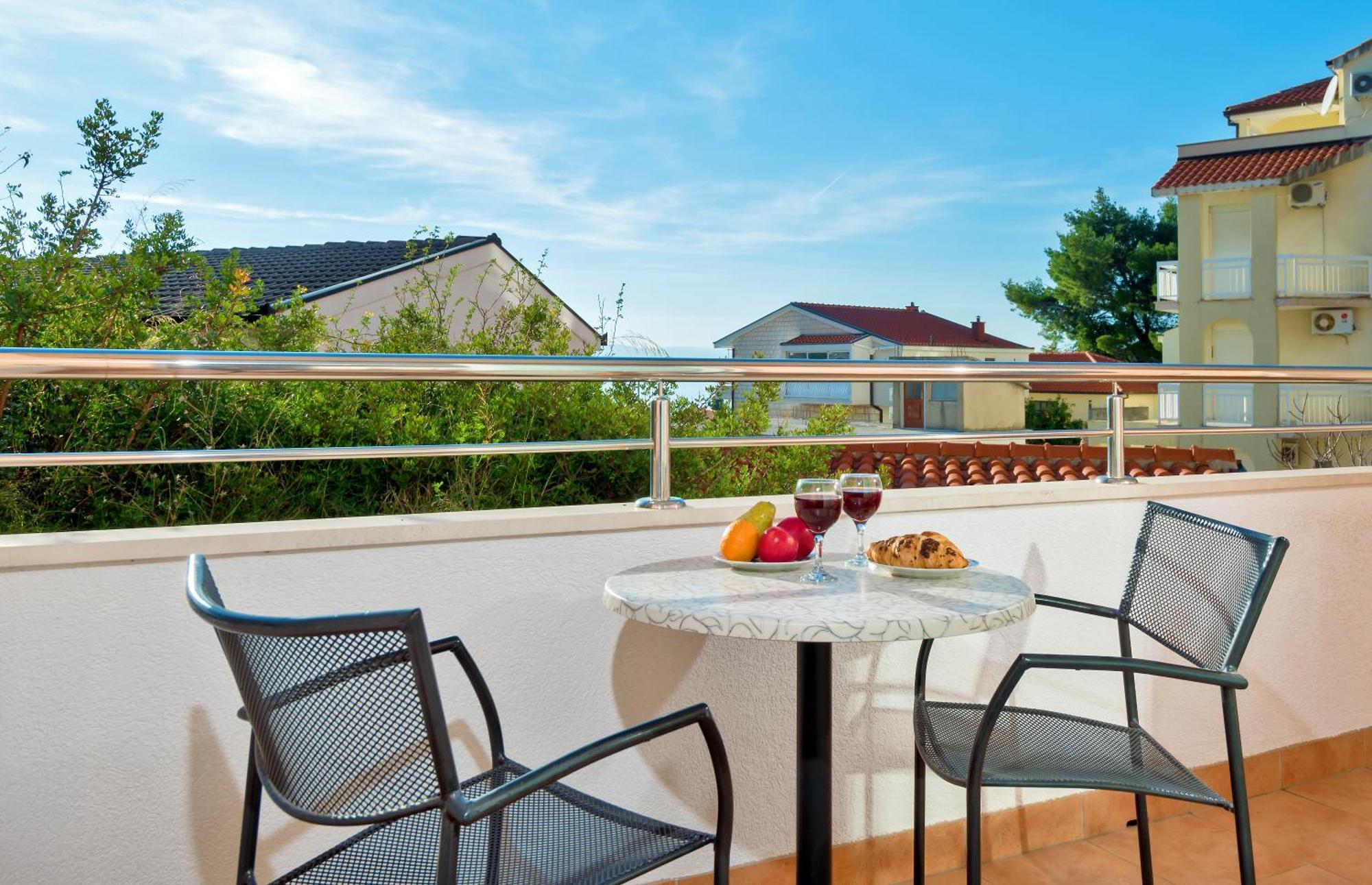 Apartments Vila Adrijana & Fitness Studio Wolf Bv 바스카보다 외부 사진