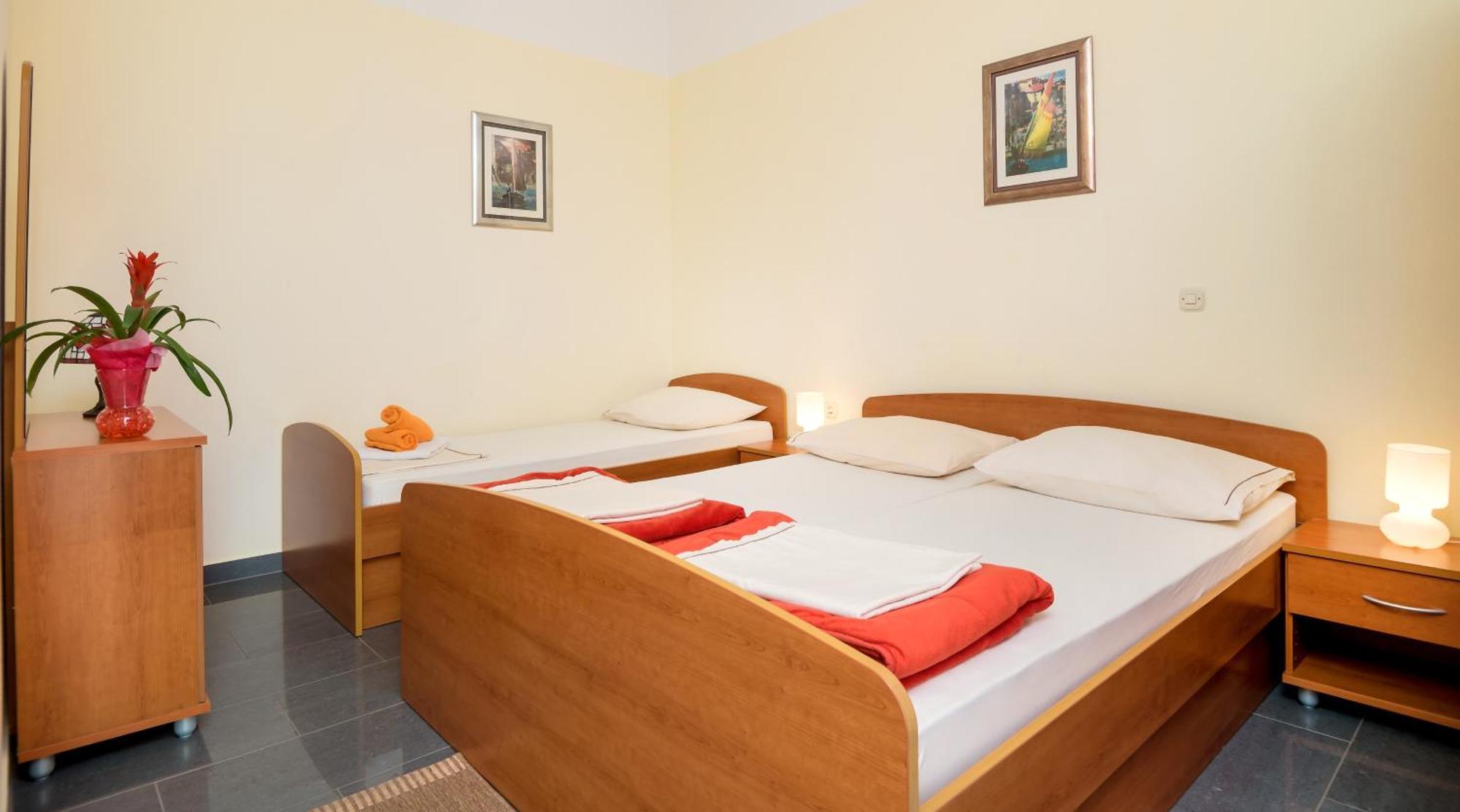 Apartments Vila Adrijana & Fitness Studio Wolf Bv 바스카보다 외부 사진