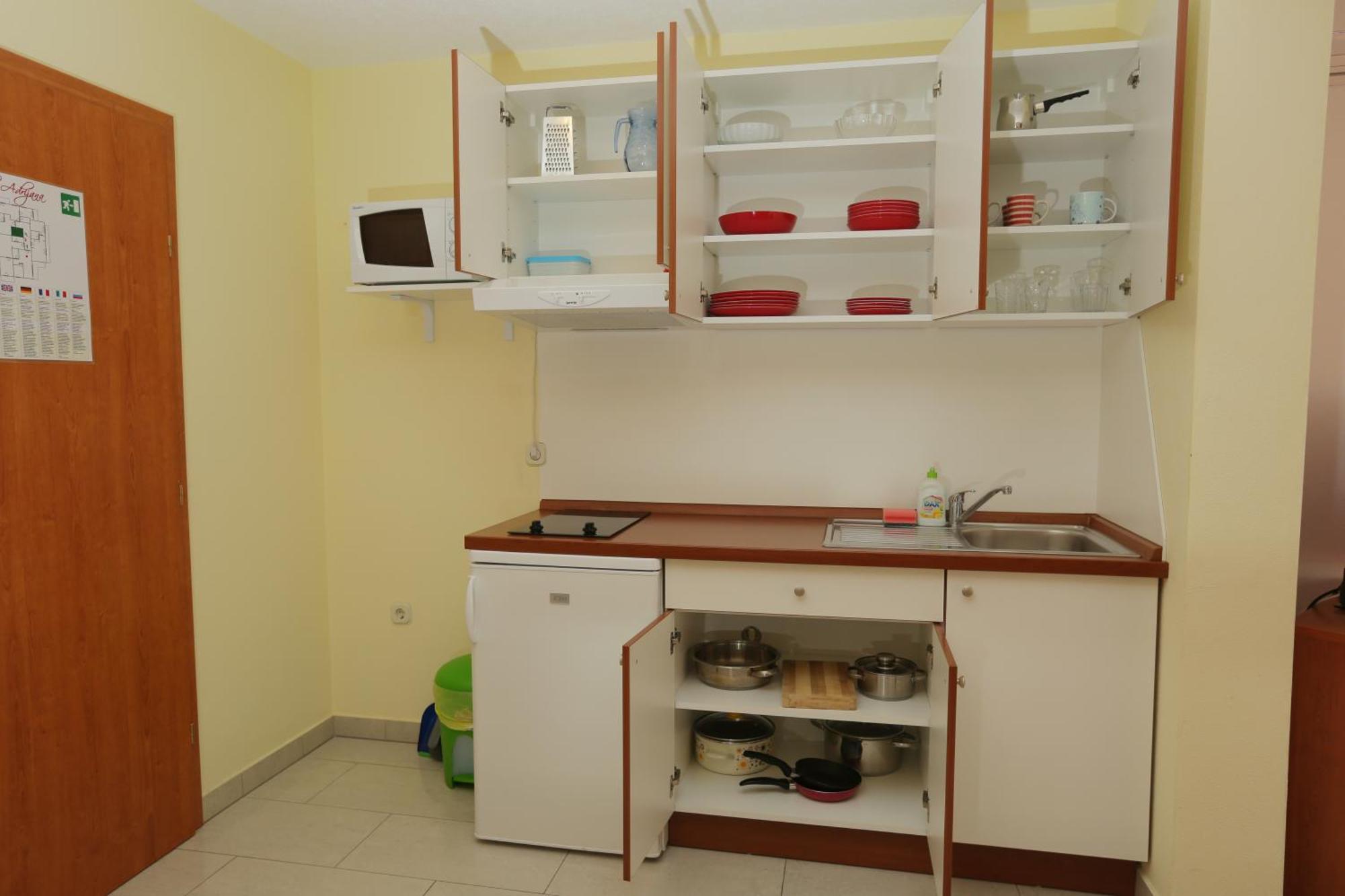 Apartments Vila Adrijana & Fitness Studio Wolf Bv 바스카보다 외부 사진