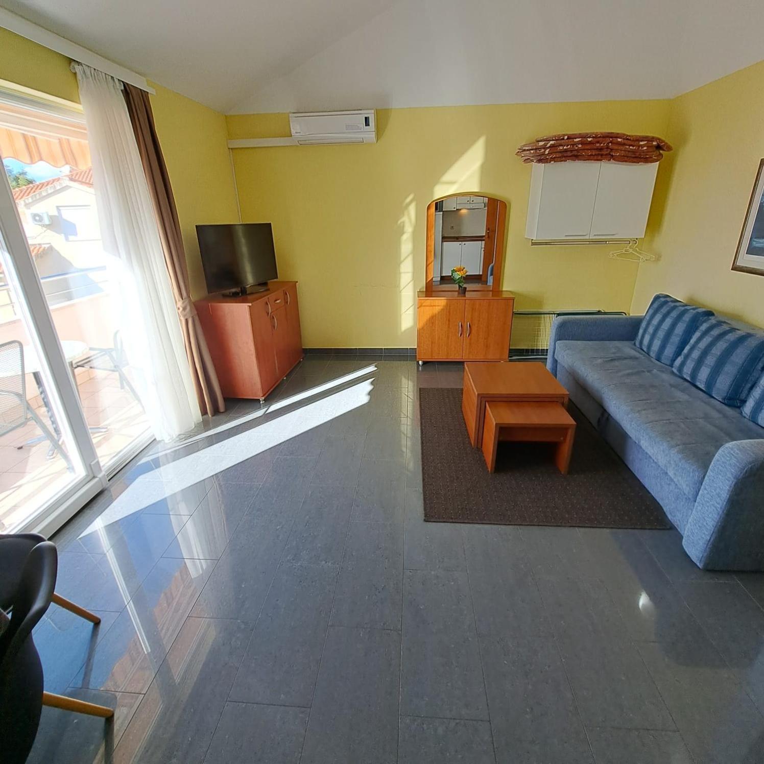 Apartments Vila Adrijana & Fitness Studio Wolf Bv 바스카보다 객실 사진