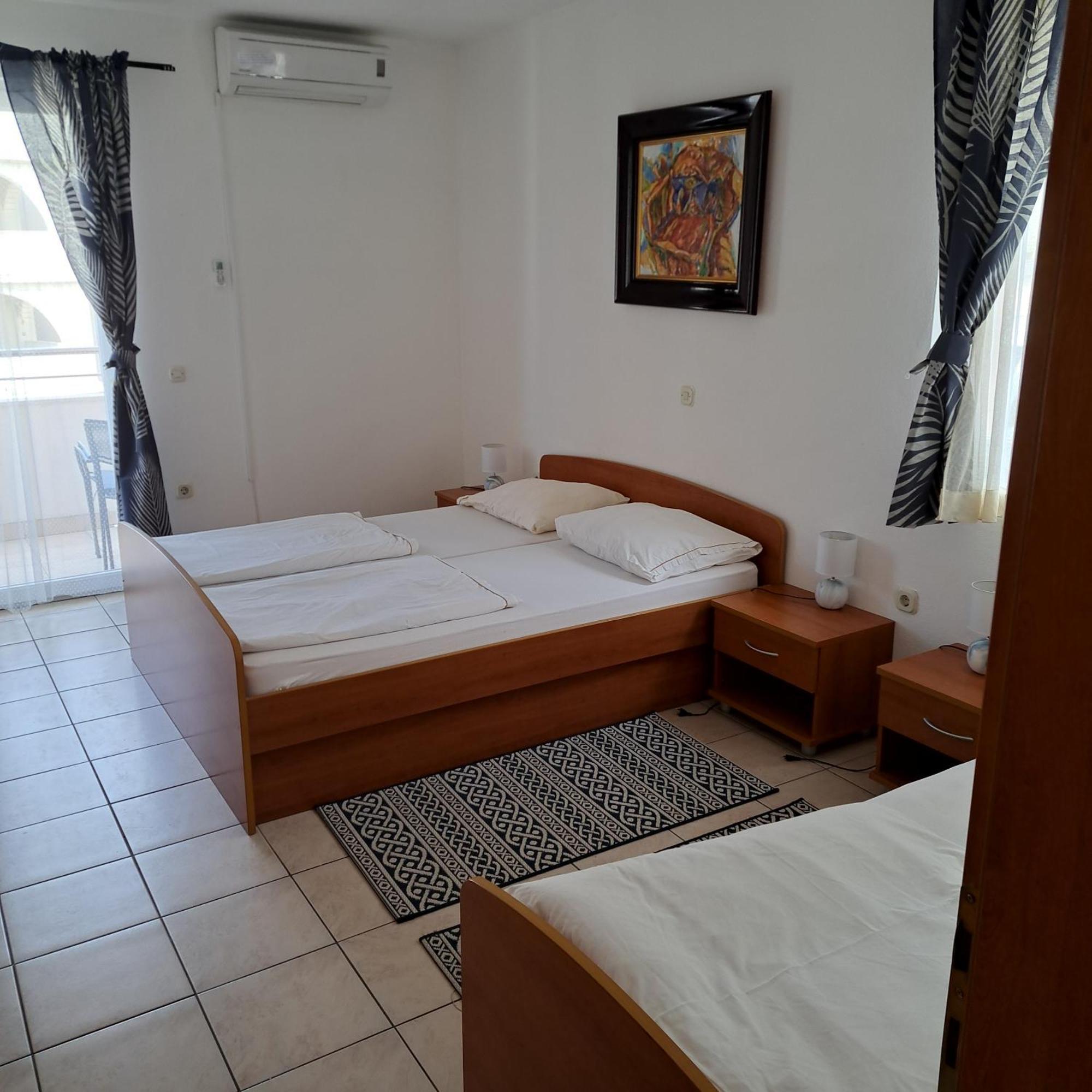 Apartments Vila Adrijana & Fitness Studio Wolf Bv 바스카보다 객실 사진